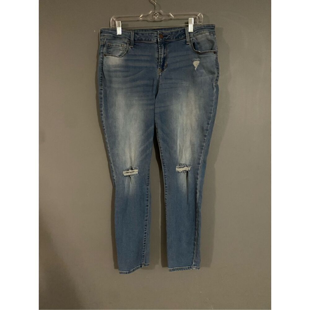 Old Navy Light Wash Rockstar Mid Rise Skinny Jeans Size 14